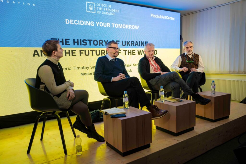 Photographs provided by the VictorPinchukFoundation©2024. Photographed by Nicolas Lobet / Valentyna Rostovikova